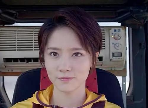 学霸乖乖女吃瓜视频全集,揭秘校园生活趣味瞬间